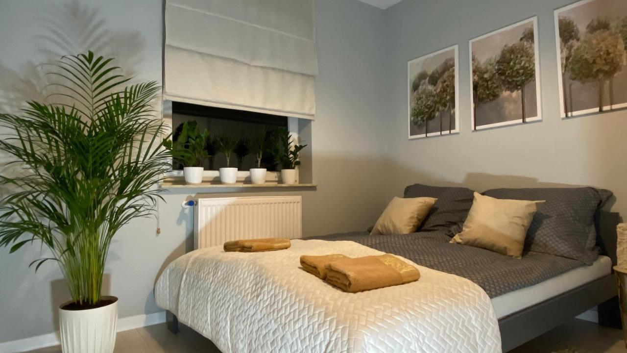 Apartament Plaza Park Przemyśl Exteriör bild